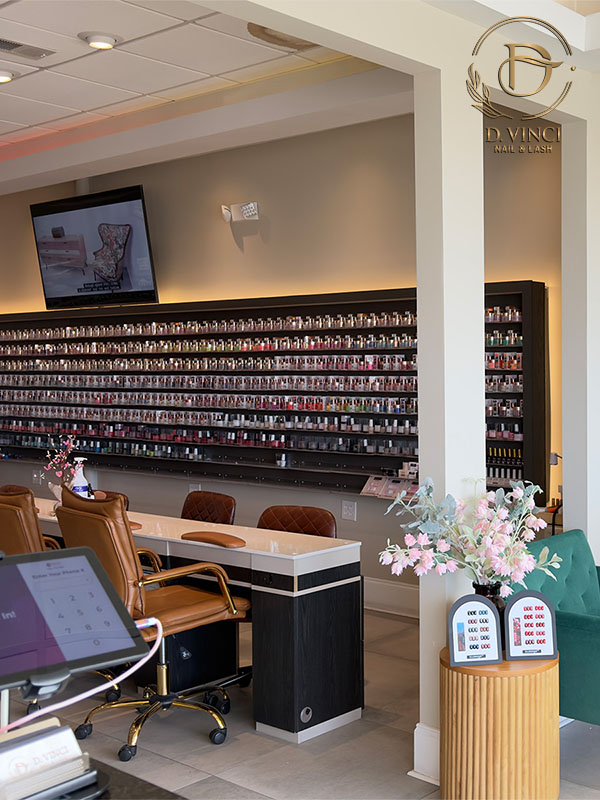 D. Vinci Nail & Lash